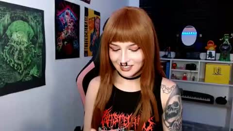 Snapshot of neena_nyx chatting on 06.19.26 Neena Nyx online show from 06.19.26