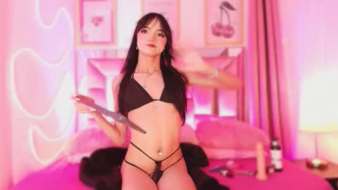 Snapshot of nefera_nox chatting on 11.16.25 nefera_nox online show from 11.16.25