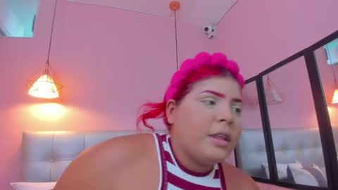 Snapshot of neferet_opal chatting on 07.04.26 neferet_opal online show from 07.04.26