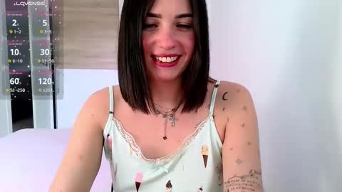 Neferutt online show from 05.07.26