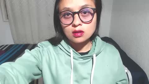 Zoe online show from 09.15.25