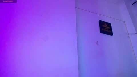  CHIKY  online show from 04.21.26