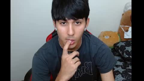 Neithanzyn online show from 11.13.25