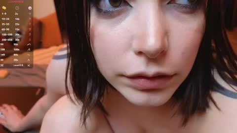 Snapshot of neli_elinek chatting on 05.04.26 Neli online show from 05.04.26