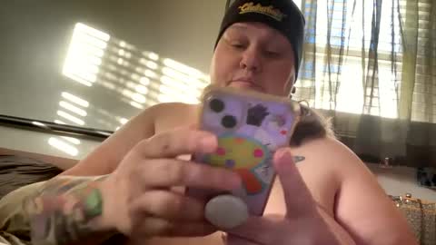 Nellie Atlas online show from 12.21.24