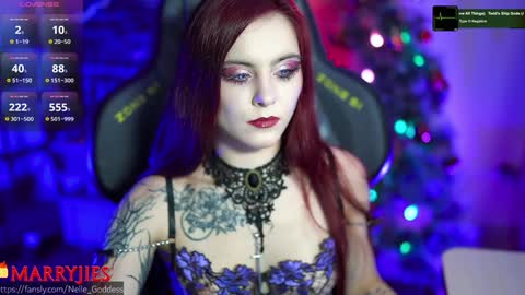 Snapshot of nelle_ chatting on 01.14.25 online show from 01.14.25