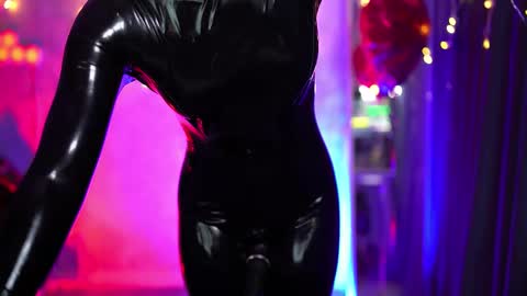    online show from 03.26.26