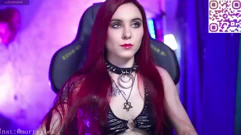 Snapshot of nelle_ chatting on 06.24.26 online show from 06.24.26
