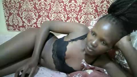 Snapshot of nelly_love001 chatting on 05.06.26 Nasty lover online show from 05.06.26