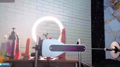 Salome Nena cupcake online show from 11.20.25