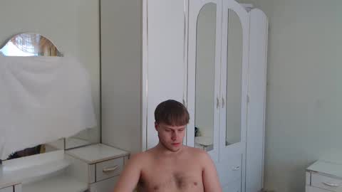 Snapshot of nenvol1 chatting on 02.16.25 better ask   online show from 02.16.25