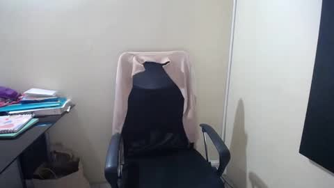 Snapshot of neny445 chatting on 12.07.24 kelly lopez online show from 12.07.24