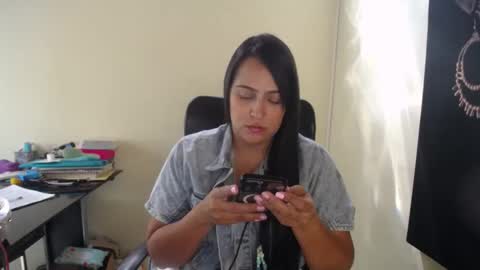 Snapshot of neny445 chatting on 09.27.25 kelly lopez online show from 09.27.25