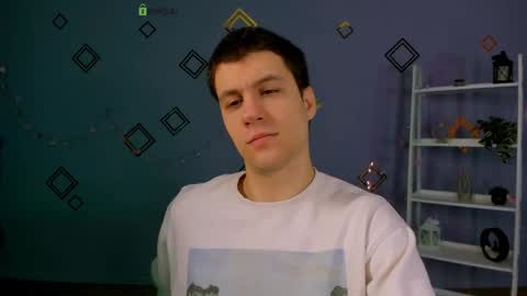 neo_raze_ online show from 04.19.26