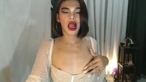 neomi online show from 01.12.26