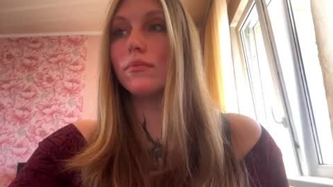 neomimaddern online show from 04.06.26