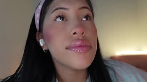 Helena    Every Friday new video for my fan club loves  online show from 09.13.25