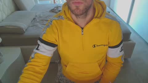 Snapshot of nerchia_89 chatting on 10.05.25 Nerchia89 online show from 10.05.25