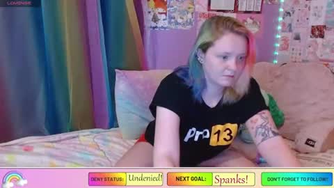 Snapshot of nerdgibbler chatting on 07.04.26 NerdGibbler online show from 07.04.26