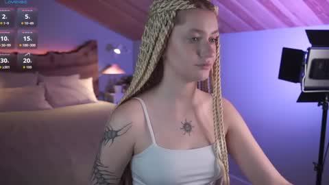 Snapshot of nerissa_xo chatting on 06.26.26 Nerissa online show from 06.26.26