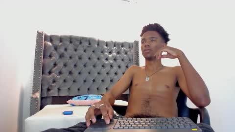 Snapshot of nero_reyd chatting on 09.23.25 Nero online show from 09.23.25