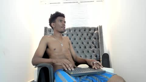 Snapshot of nero_reyd chatting on 10.18.25 Nero online show from 10.18.25