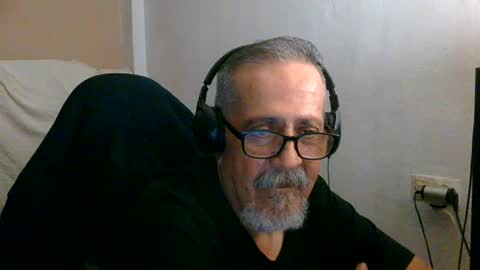 Snapshot of neron401 chatting on 06.20.26 neron401 online show from 06.20.26