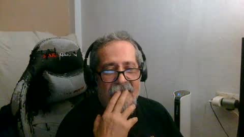 Snapshot of neron401 chatting on 08.02.26 neron401 online show from 08.02.26