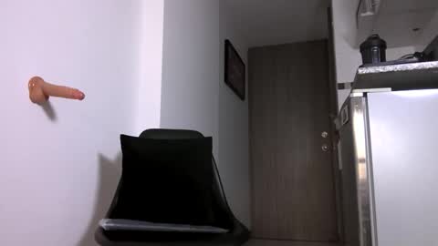 Snapshot of neron_xxl chatting on 11.06.25 neron XXL online show from 11.06.25