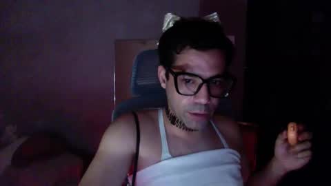 Snapshot of nessgoldendickboy2899 chatting on 10.31.25 nessgoldendickboy2899 online show from 10.31.25