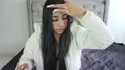 Snapshot of nesuko_kamado chatting on 01.19.25 nesuko_kamado online show from 01.19.25