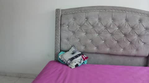 Snapshot of nesuko_kamado chatting on 09.23.25 nesuko_kamado online show from 09.23.25