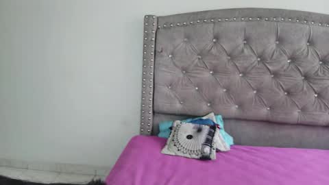 Snapshot of nesuko_kamado chatting on 10.14.25 nesuko_kamado online show from 10.14.25