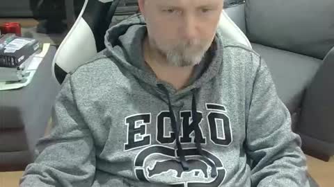 Snapshot of newvvorld chatting on 02.04.26 NewWorld online show from 02.04.26