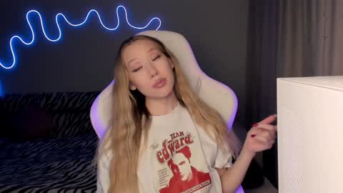 Mina online show from 02.07.25