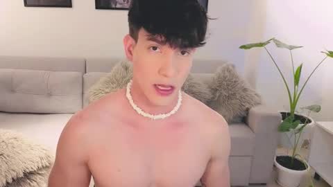 Snapshot of neythan__blaze chatting on 09.21.25   online show from 09.21.25