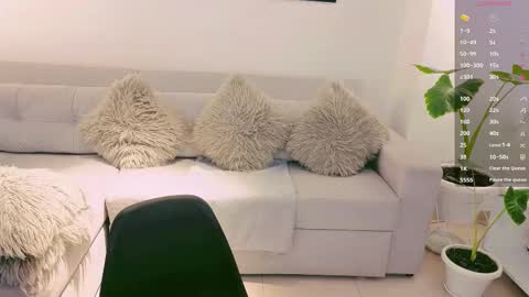 Snapshot of neythan__blaze chatting on 10.05.25   online show from 10.05.25