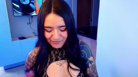 Snapshot of neytiri_san chatting on 04.30.26 Valery Gonzales online show from 04.30.26