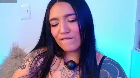 Snapshot of neytiri_san chatting on 05.21.26 Valery Gonzales online show from 05.21.26