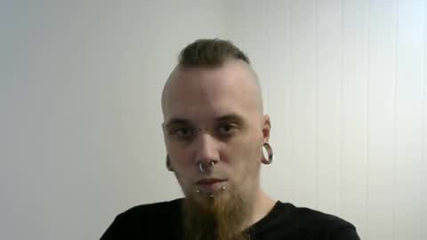 Snapshot of nezvers chatting on 02.11.25 YouPick online show from 02.11.25