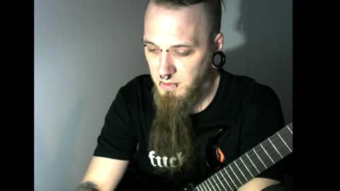 Snapshot of nezvers chatting on 03.11.25 YouPick online show from 03.11.25