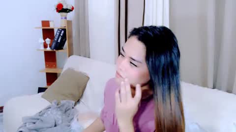 Snapshot of nhicolehollywood chatting on 06.10.26 hottie nicole online show from 06.10.26