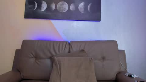 Estefani  online show from 02.28.25