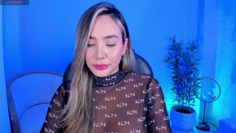 Nia  online show from 10.14.25