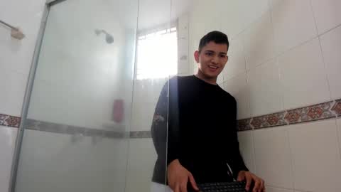 Snapshot of niall_falcon chatting on 01.31.25 Niall  online show from 01.31.25