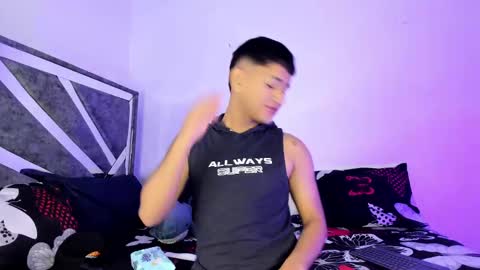 Snapshot of niall_falcon chatting on 03.12.25 Niall  online show from 03.12.25