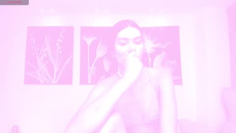 Call me Nia  online show from 02.17.25