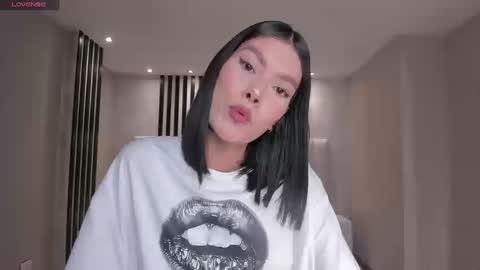 Call me Nia  online show from 09.08.25