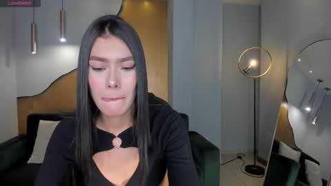 Call me Nia  online show from 02.05.26