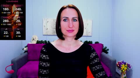 niasmithh online show from 12.17.24